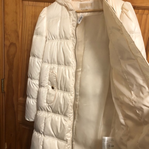 MIcheal Kors puffer coats - Picture 3 of 7